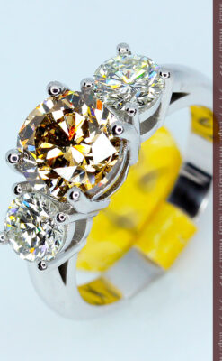 コニャック色大粒ダイヤモンドの１８金リング-A0244-1