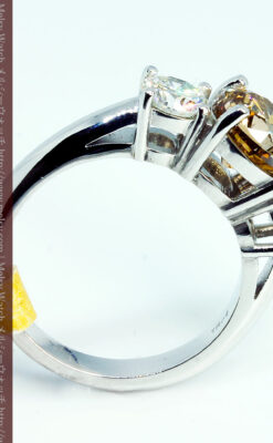 コニャック色大粒ダイヤモンドの18金リング-A0244-4