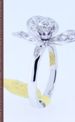 1910年頃の15金アンティークリング・ダイヤモンドの美しい花-A0276-10