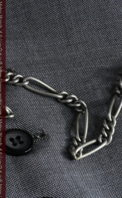 くすんだ銀色のアンティーク懐中時計チェーン 鍵巻き付き-C0458-12