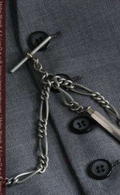 くすんだ銀色のアンティーク懐中時計チェーン 鍵巻き付き-C0458-2