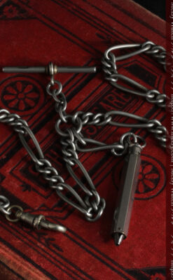 くすんだ銀色のアンティーク懐中時計チェーン 鍵巻き付き-C0458-7