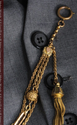 非常に綺麗なアンティークのこだわり懐中時計チェーン 飾り付き複線-C0459-8