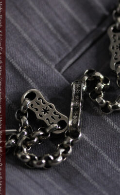 雰囲気の良いアンティークチェーンと2色の銀無垢飾り-C0478-6