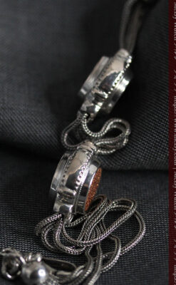 立体的な丸い石飾りの付いたアンティーク銀無垢チェーン-C0479-11