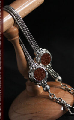 立体的な丸い石飾りの付いたアンティーク銀無垢チェーン-C0479-13