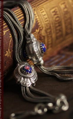 立体的な青い飾りの綺麗な銀のアンティーク懐中時計チェーン-C0482-5