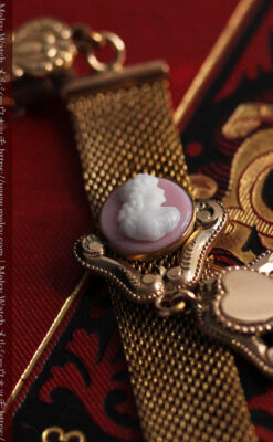 徽章型アンティーク懐中時計チェーン 女性とハート-C0483-4