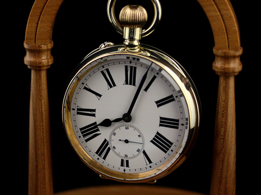 スタンド収納型 特大アンティーク懐中時計 古典造り 【1890年頃】