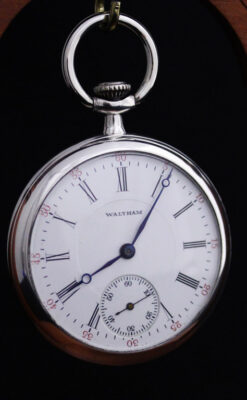 ウォルサムの銀無垢アンティーク懐中時計-P2219-5
