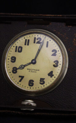 ウォルサムのアンティーク8日巻き時計-P2242-5