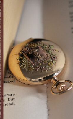 イニシャルIの金細工が美しいウォルサムのアンティーク懐中時計 【1898年製】-P2258-7