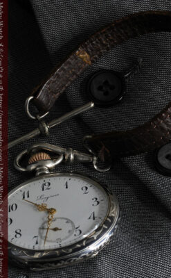 黒金装飾と彫りが美しいロンジンの銀無垢アンティーク懐中時計 【1905年製】革紐付き-P2274-18