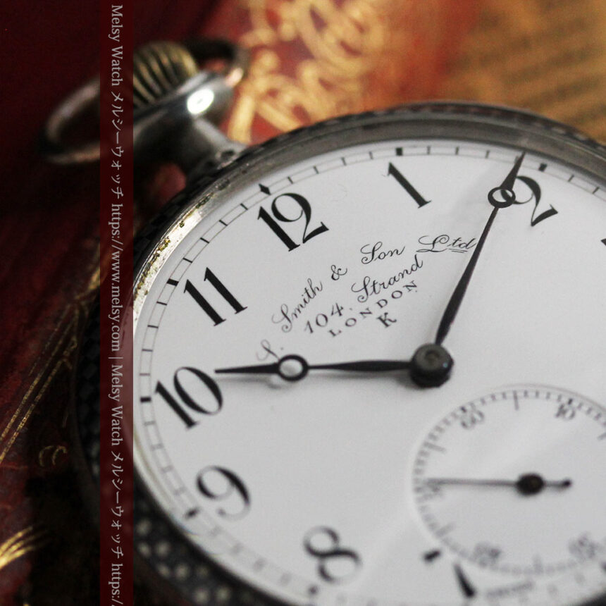 市松模様の黒金装飾 英国スミスの銀無垢懐中時計 【1900年頃】-P2278-1