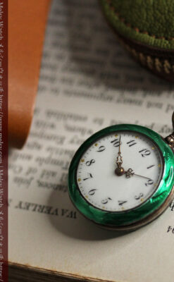 深緑のエナメル装飾 スイス製銀無垢アンティーク懐中時計-P2287-13
