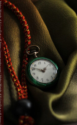 深緑のエナメル装飾 スイス製銀無垢アンティーク懐中時計-P2287-8