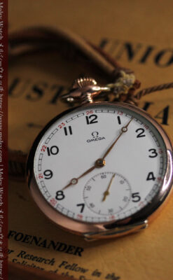 オメガ ローズ色の銀無垢アンティーク懐中時計 【1941年製】-P2293-1