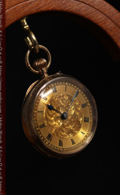 装飾の綺麗なスイス製の金無垢アンティーク懐中時計 【1913年製】-P2295-11