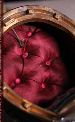 蹄鉄と馬の足を模った懐中時計用アンティークスタンド-S0841-11