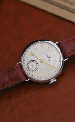 オメガの女性用アンティーク腕時計-W1119-11