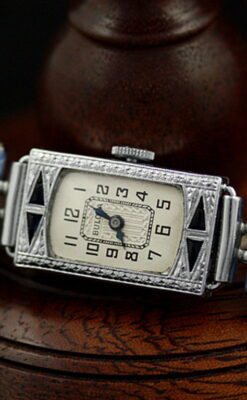 ブローバのアンティーク腕時計-W1159-5