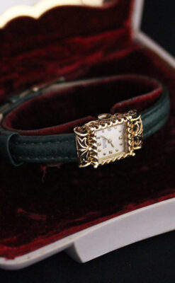 グリュエンのアンティーク腕時計-W1219-20