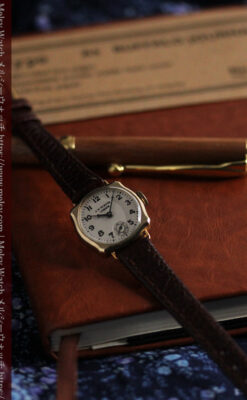 英国ベンソン 金無垢の特殊型女性用アンティーク腕時計 【1949年頃】-W1234-10