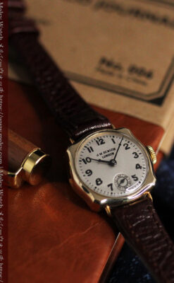 英国ベンソン 金無垢の特殊型女性用アンティーク腕時計 【1949年頃】-W1234-2