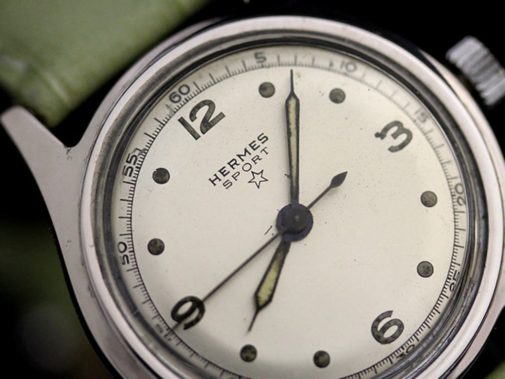 エルメス 女性用のカジュアルなアンティーク腕時計 【1960年頃】
