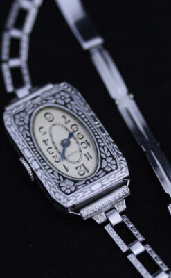 エルジンのアンティーク腕時計-W1379-5