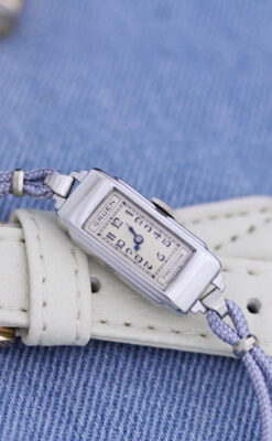 グリュエンのアンティーク腕時計-W1382-3