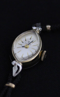 ティソのアンティーク腕時計-W1388-10