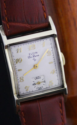 エルジン 気軽に楽しめる長方形のアンティーク腕時計 【1951年製】