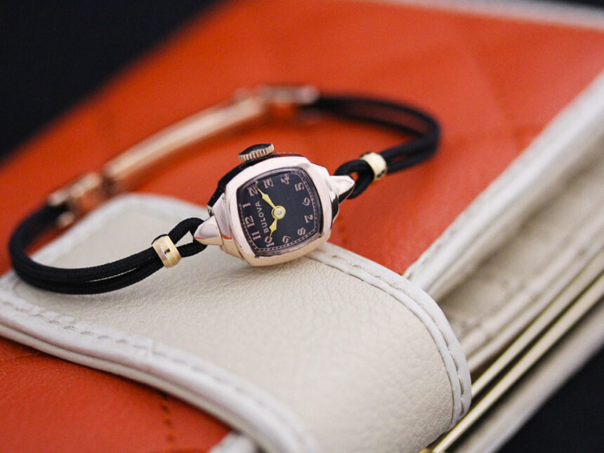 ブローバのアンティーク腕時計-W1391-1