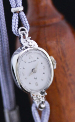 ハミルトンの女性用アンティーク腕時計-W1397-5