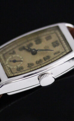 ユンハンスのアンティーク腕時計-W1406-15