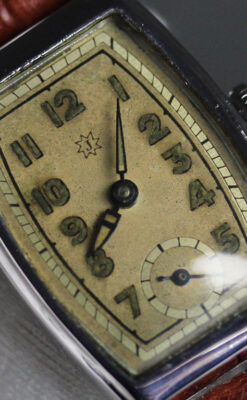 ユンハンスのアンティーク腕時計-W1406-6