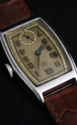 ユンハンスのアンティーク腕時計-W1406-8