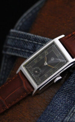 ユンハンスのアンティーク腕時計-W1407-1