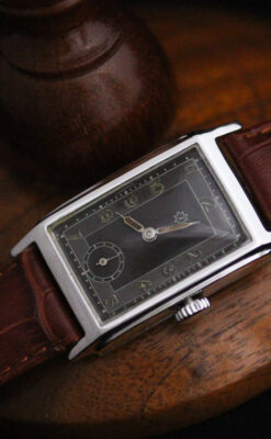 ユンハンスのアンティーク腕時計-W1407-10