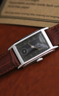 ユンハンスのアンティーク腕時計-W1407-12