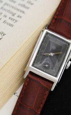 ユンハンスのアンティーク腕時計-W1407-4