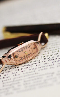 グリュエンのアンティーク腕時計-W1408-3