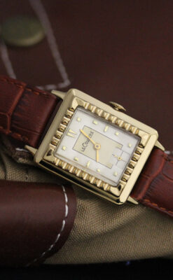 ジャガールクルトのアンティーク腕時計-W1418-4