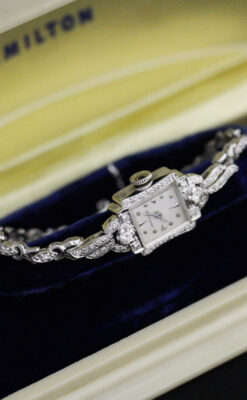 ハミルトンのアンティーク腕時計-W1422-17