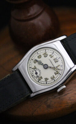 ユンハンスのアンティーク腕時計-W1425-8