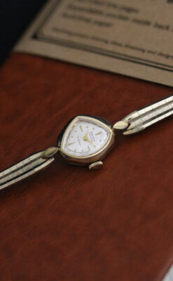 グリュエンのアンティーク腕時計-W1426-8