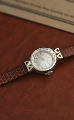 ロンジンのアンティーク腕時計-W1427-7