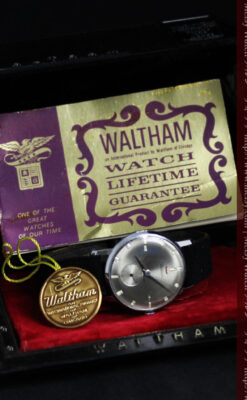 ウォルサムのレトロ腕時計-W1436-1