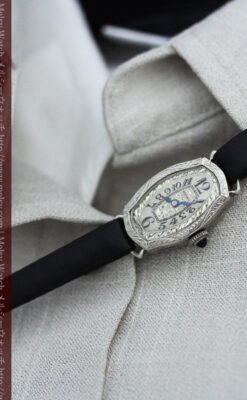 WEARWELのアンティーク腕時計-W1437-2